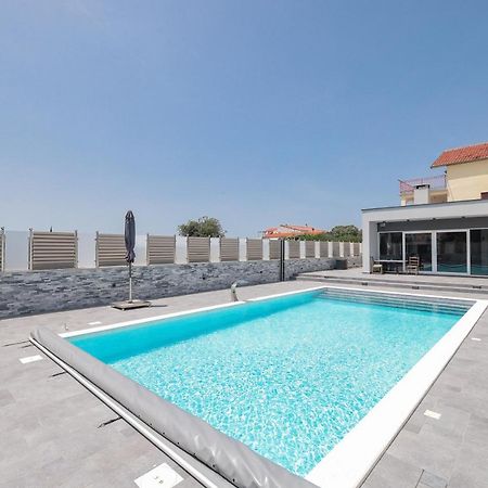 Apartments Nicola With Private Pool Bibinje Zewnętrze zdjęcie
