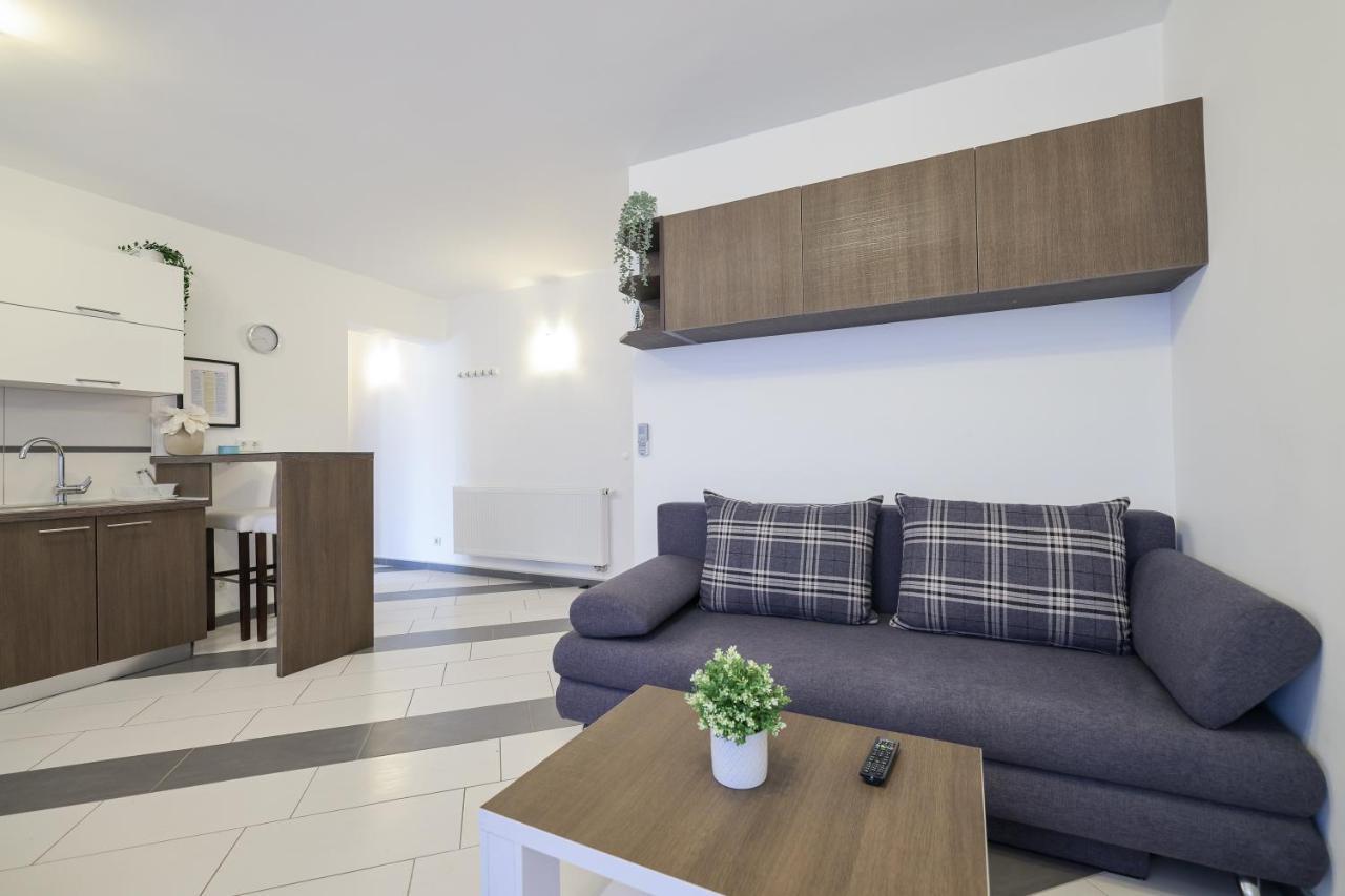 Apartments Nicola With Private Pool Bibinje Zewnętrze zdjęcie