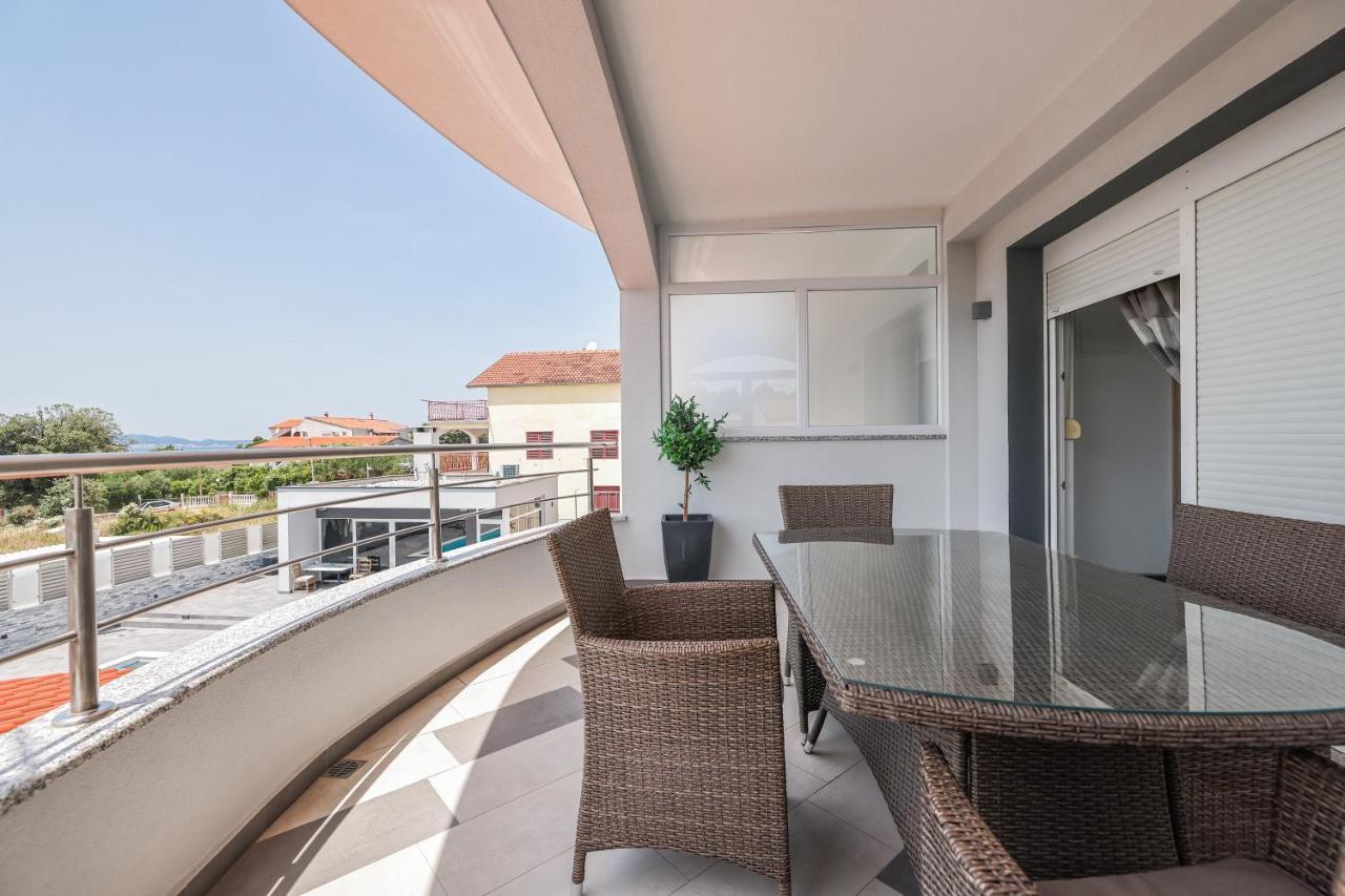 Apartments Nicola With Private Pool Bibinje Zewnętrze zdjęcie