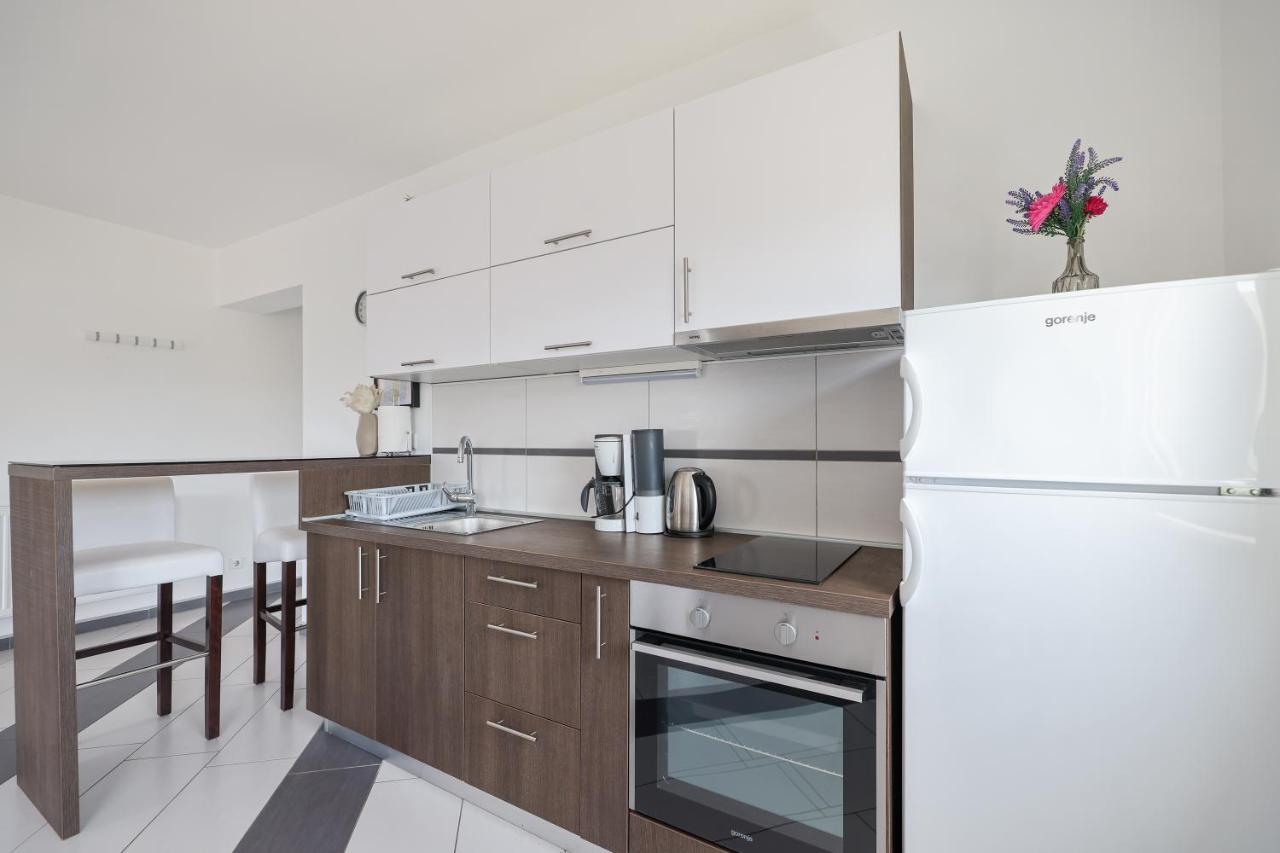 Apartments Nicola With Private Pool Bibinje Zewnętrze zdjęcie