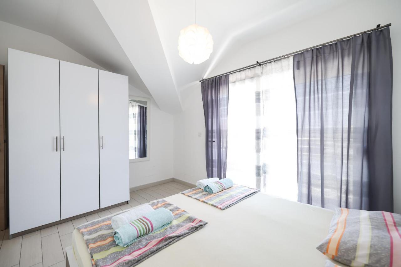 Apartments Nicola With Private Pool Bibinje Zewnętrze zdjęcie